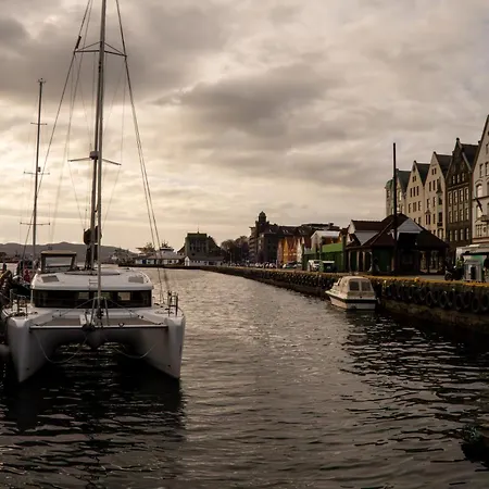 Apartment Golden Fjord-view Bergen